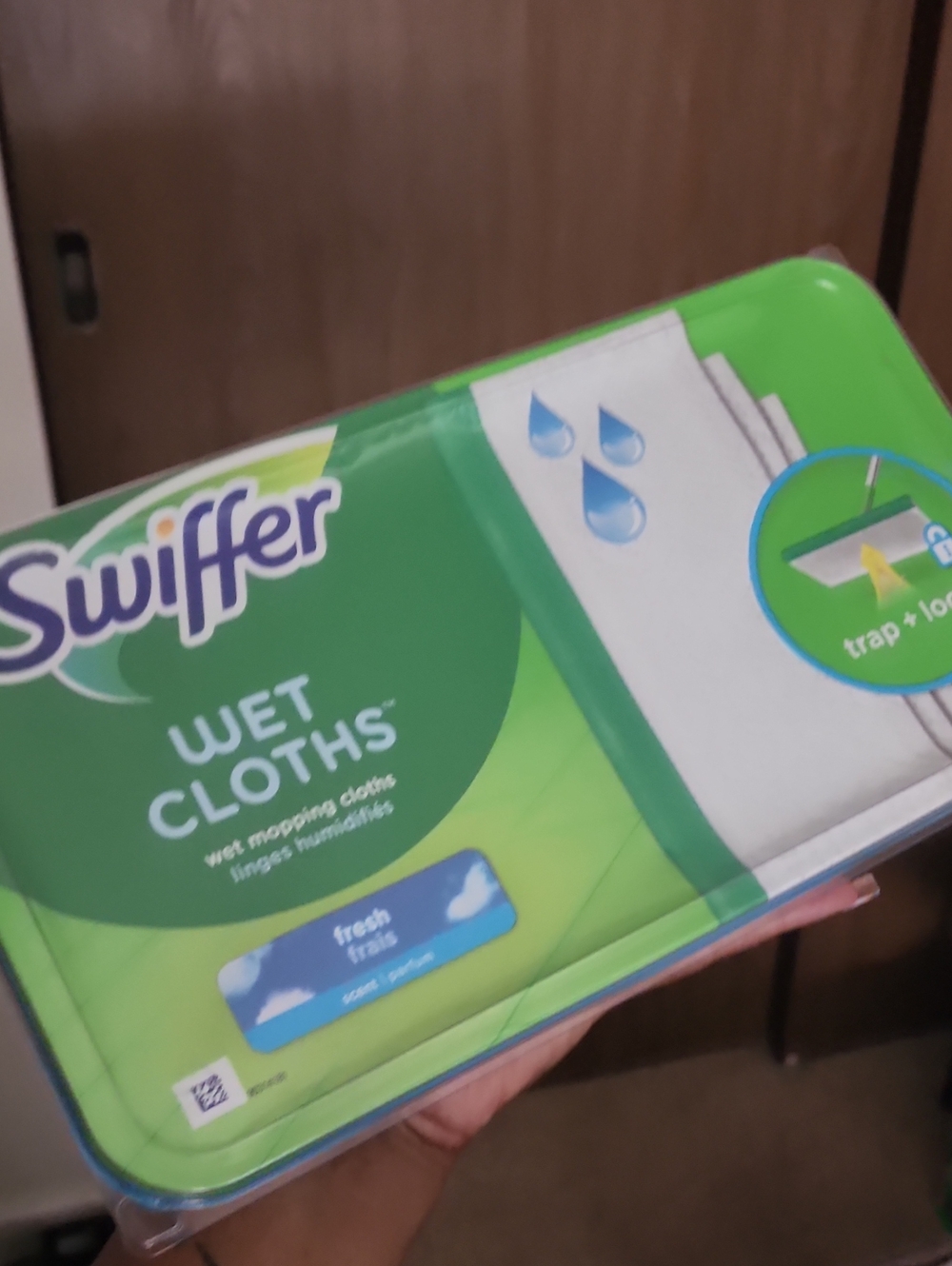Swiffer Wet Cloths - Bright Green Packaging